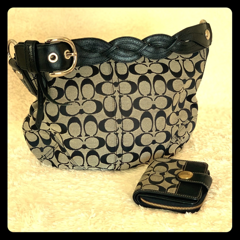 Coach • Logo • Multi
